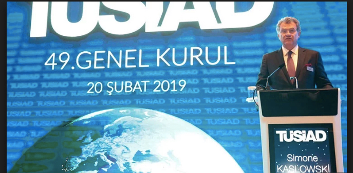 simone kaslowski tusiad